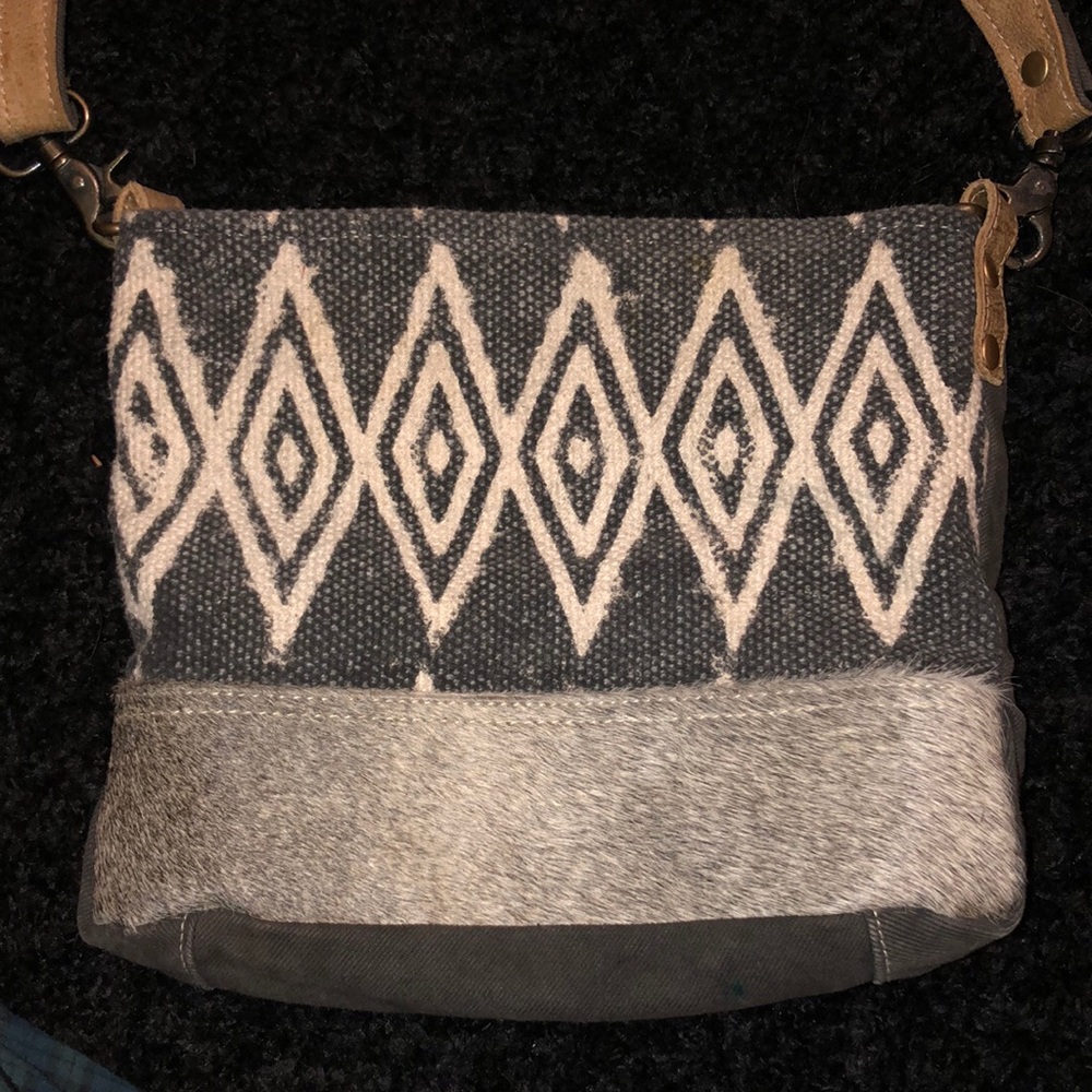 BRAND NEW MYRA SATCHEL